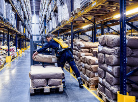 DACHSER Exoskelette im Warehouse_web